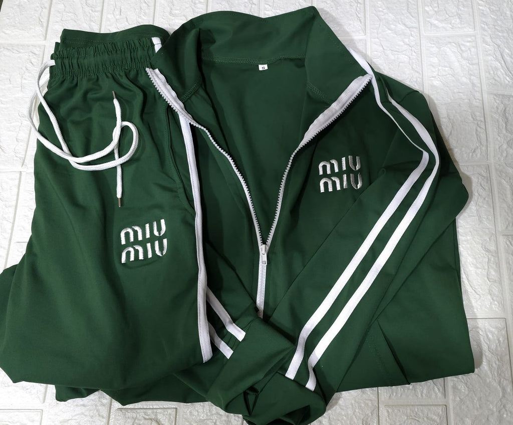 Women’s Co-Ord Track Suit Set UAE | Comfy & Stylish
